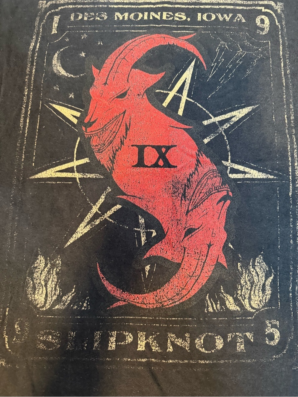 Slipknot Iowa Des Moines Goat Graphic T-Shirt Distressed Cut Collar Black XL